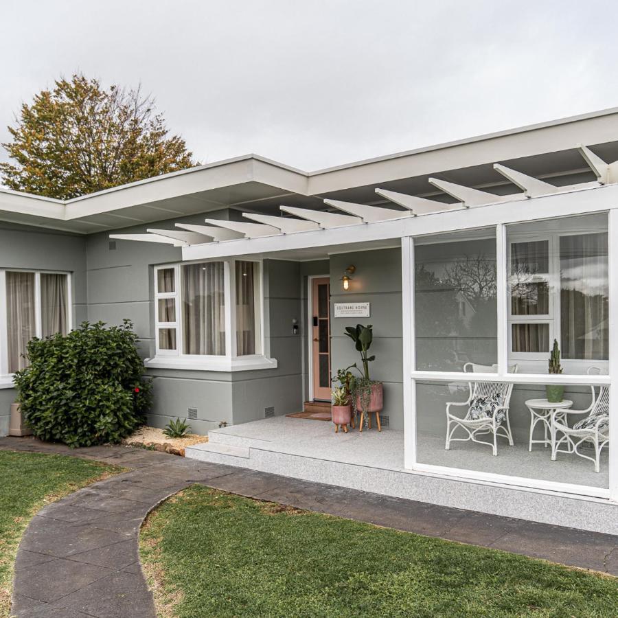 Coltrane House -Luxury Getaway Vila Mount Gambier Exterior foto